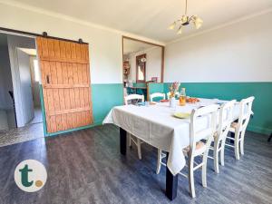Maisons de vacances Tranquiloue - Maison Ideale a 15min du PuyduFou : photos des chambres