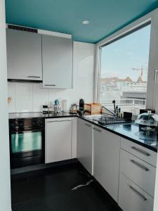 Just Sunny - Rooftop mitten in der Stadt