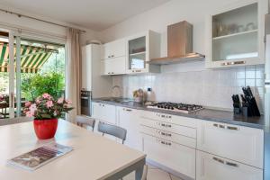 COSTA DEL SOLE barrier free apartment - Regarda Travel