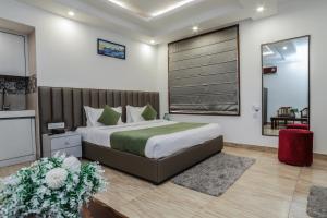 Red Rose Homestay - Rooms with Kitchenette