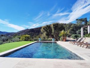 Villas Villa provencale climatisee, piscine chauffee, vue magnifique : photos des chambres