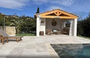 Villas Villa provencale climatisee, piscine chauffee, vue magnifique : photos des chambres