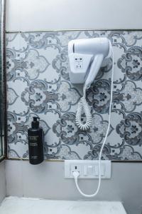 Red Rose Homestay - Rooms with Kitchenette