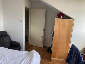 Whole flat Stoke Newington