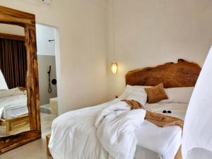 Peaceful 2BR House with Rice Field View Near Beach & Local Spots