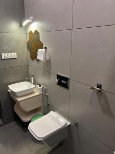 Green Leaves The Countryside Inn