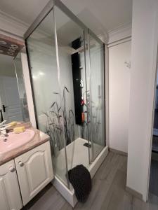 Appartements Grand Appartement elegant et spacieux 6 personnes : photos des chambres