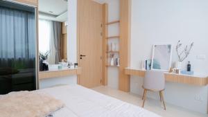 Relax Nai Yang beach pool Villas