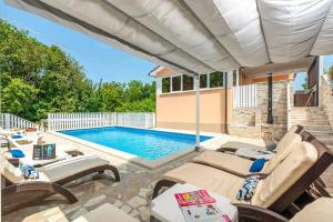 Villa Twilight Orange