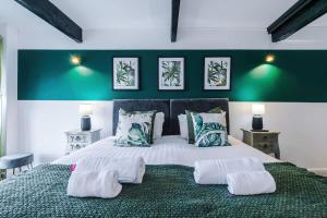 Mochdre Holiday Cottages