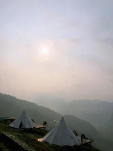 Sunrise Camping Ha Giang Lung Cu