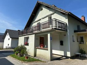 Apartma Rekar - a house,you can relax in the embrace of nature