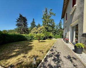 Maisons de vacances Maison spacieuse avec terrasse - DABNB : photos des chambres