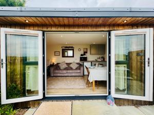 Romantic Cabin Retreat on 50-Acre Suffolk Farm