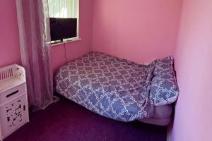 2-Bed House Sleeps 4 Garden 10 mins to Anfield