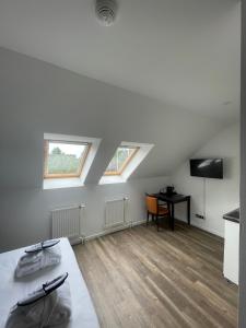 Hotels Hotel Le Paddock : photos des chambres