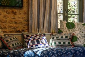 Maisons de vacances Romantic Dovecot near Saint Germain de Belves : photos des chambres