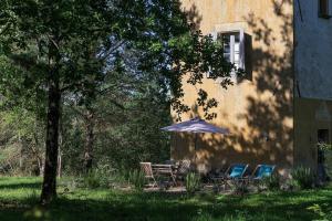 Maisons de vacances Romantic Dovecot near Saint Germain de Belves : photos des chambres