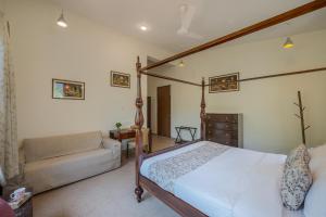 SaffronStays Roselle, Malavli - pet-friendly pool villa with modern interiors