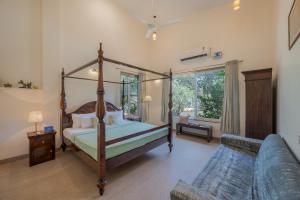 SaffronStays Roselle, Malavli - pet-friendly pool villa with modern interiors