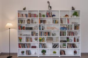 SaffronStays Roselle, Malavli - pet-friendly pool villa with modern interiors