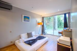 Villas CABOTS Villa Moderne Tout Confort Grand Jardin & Piscine : photos des chambres