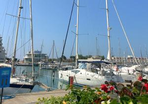 Hotels Hotel Le Carnon : photos des chambres