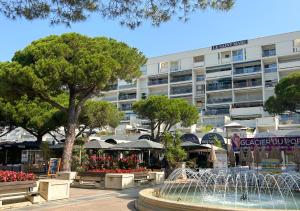 Hotels Hotel Le Carnon : photos des chambres