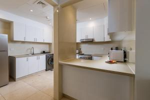 Bright 1BR with Marina Views - Orra Marina - Allsopp & Allsopp