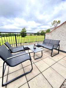 Comfy 3BD City & Airport access