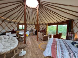 Tentes de luxe Yourte nature & calme proche Futuroscope : photos des chambres