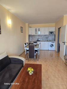 Apartment in Central Plaza