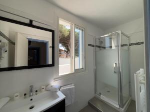 Hotels Hotel Bellevue : Chambre Double - Vue sur Mer