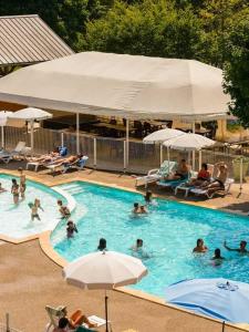 Camping - Piscine - ccagfdb