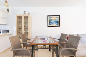 Home2Book Cozy Terrace with Pool Views