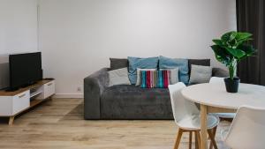 Kopernika 16, Sun & Snow