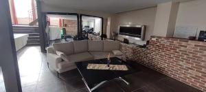 Sejours chez l'habitant Chambre dans loft moderne avec salle de sport proche de Paris : photos des chambres