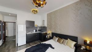 Danube Crystals Apartments