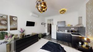 Danube Crystals Apartments