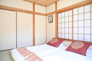 tradition japanese house 3Bedroom 2 Showers&2 Toilets