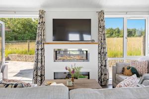 Violet Lodge, 11 Roadford Lake Lodges