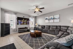 6 Bedrooms - 5,5 Bathrooms - Bella Vida 4529Ss