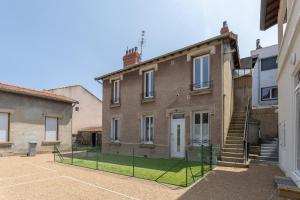 Curie 1er - Appart cosy & calme à 5 min de la gare