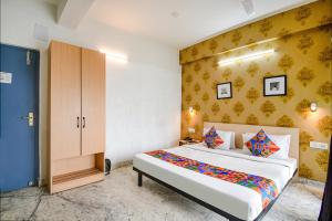 FabHotel Silver Key kalighat