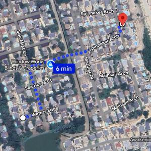 FantaSea Crush Hot Tub and Walk to Beach