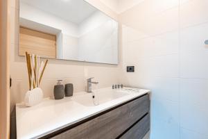 Cascina Fedeli by Houset