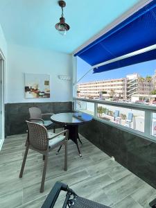 Cosy Pool View Apartment Tinache