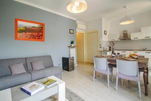 La Rosa nel Borgo - Suite con balcone e garage