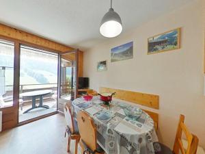 Studio cabine 4 pers avec terrasse et garage, proche navettes ski - Le Grand-Bornand - FR-1-241-242