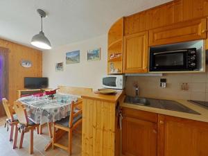 Studio cabine 4 pers avec terrasse et garage, proche navettes ski - Le Grand-Bornand - FR-1-241-242